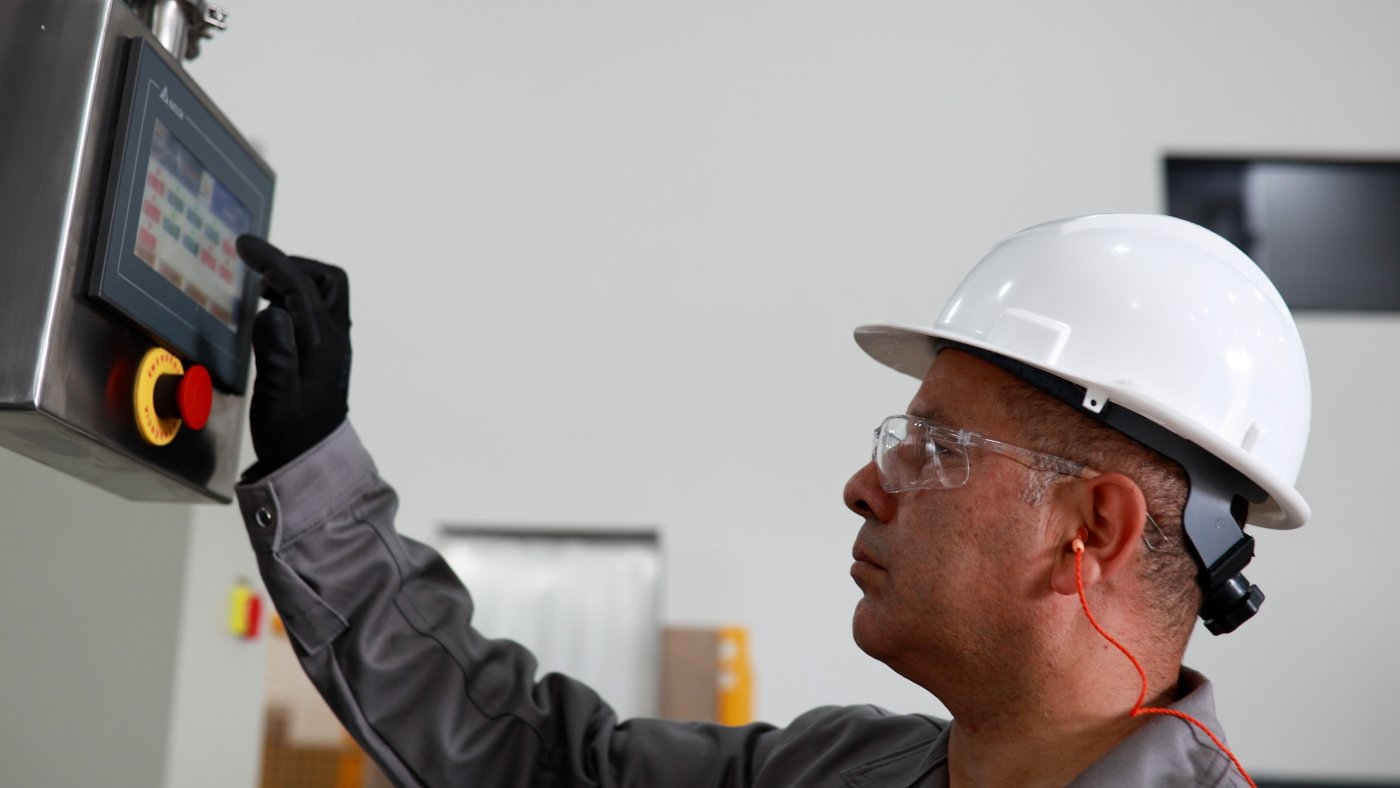 Fotos máquina com operador 2.jpeg